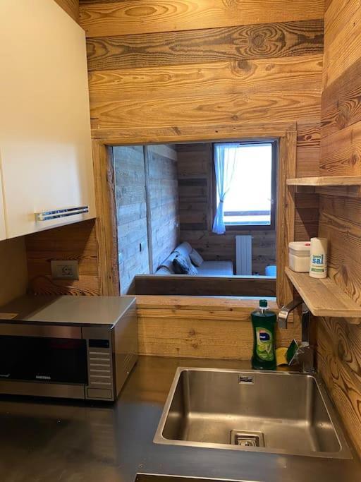 Incantevole Appartamento Stile Chalet Breuil Cervinia Exteriör bild